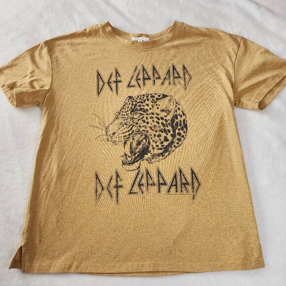 Maurices Def Leopard Gold Tshirt With Graphics Size X Small - Picture 1 of 6